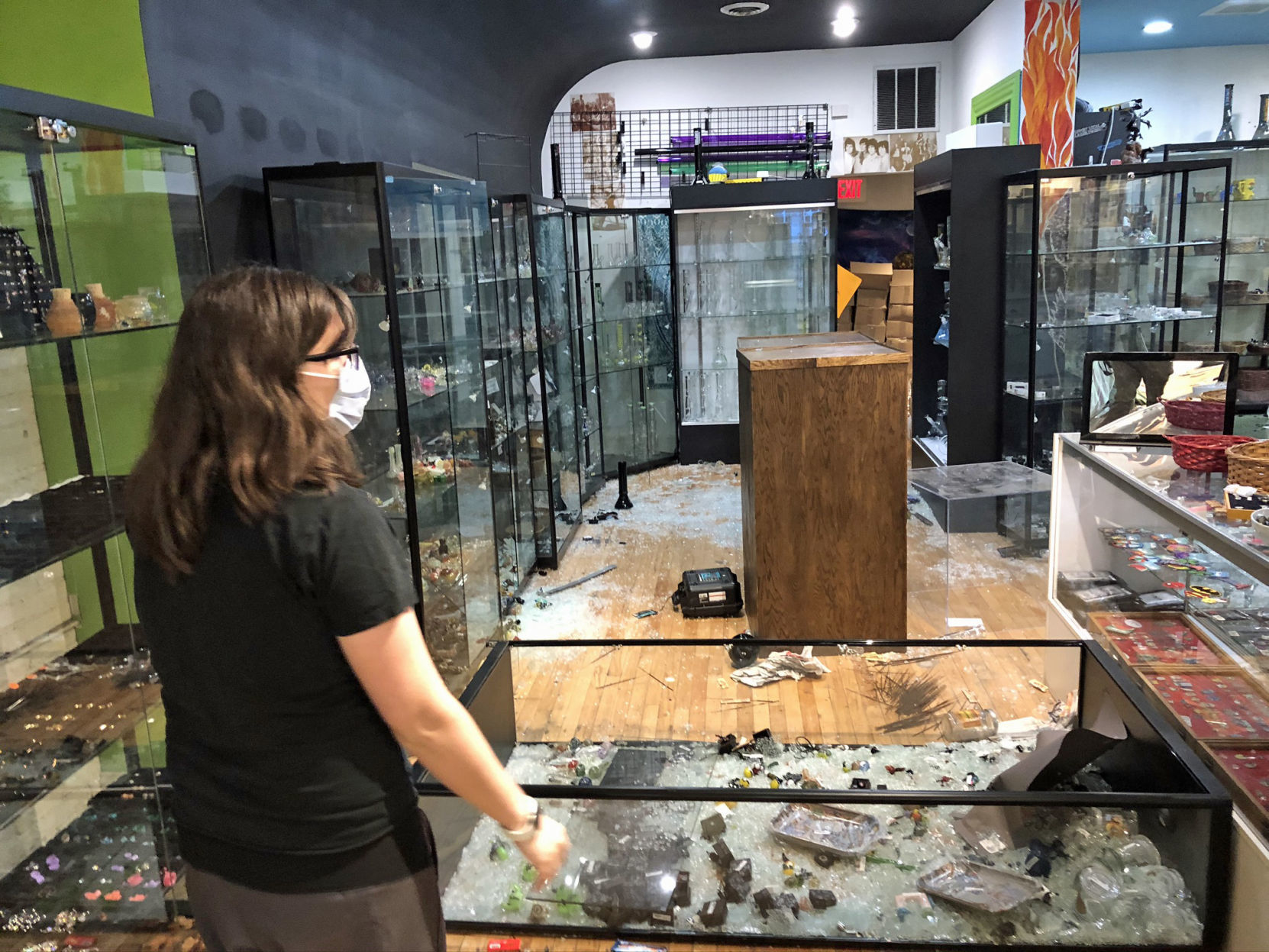 Madison cleans up after riot Downtown